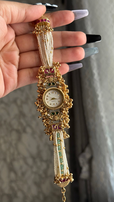 Royal Handcrafted embody vintage elegance ✨🧿.....(BUY 1 GET 1 FREE )